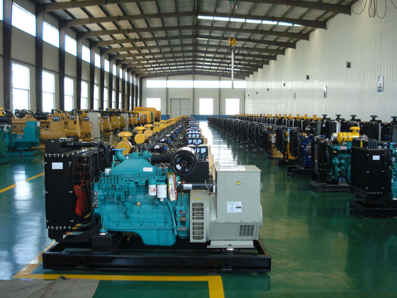 定边租赁发电机-柴油发电机组冒蓝烟、冒黑烟、冒白烟故障分析