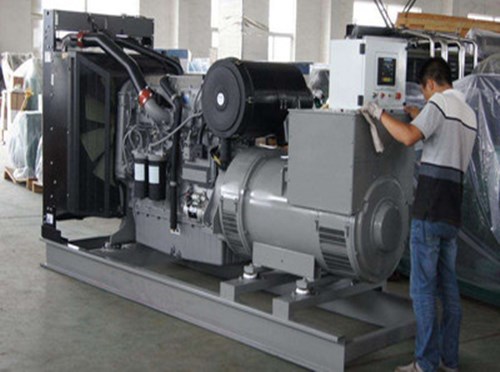 定边柴油发电机组和储能设备配合使用的案例