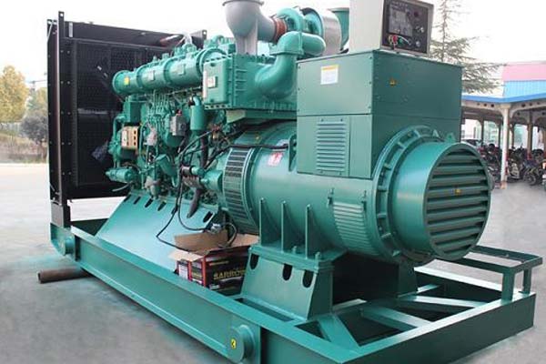 定边工厂发电机应急发电中如何优化燃油储备管理？